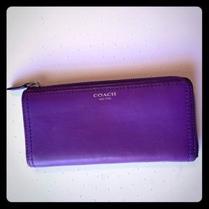 Coach Leather Slim Zip Wallet